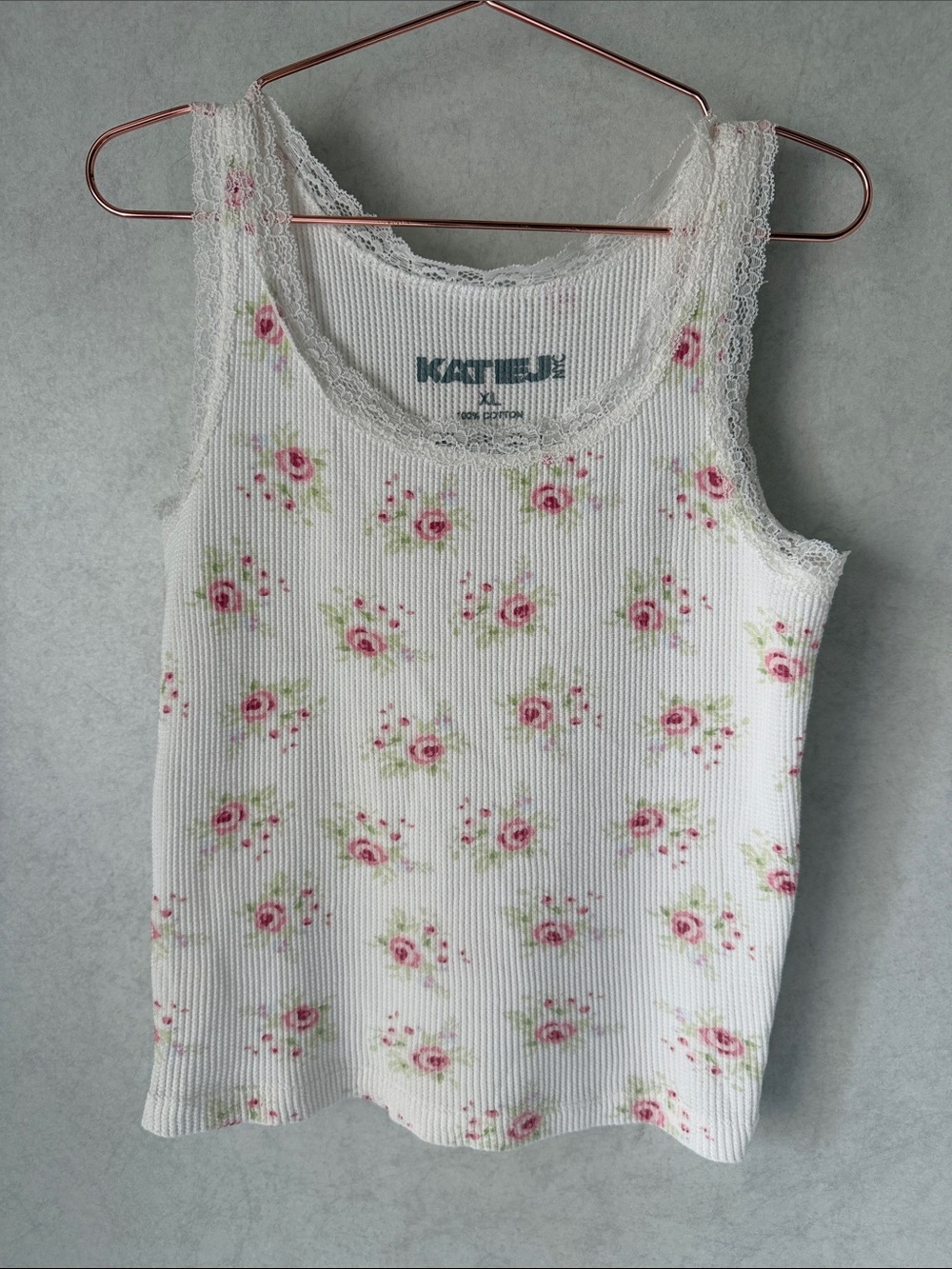 Katie J NYC White Tank Top with Pink Floral Print XL lace trim